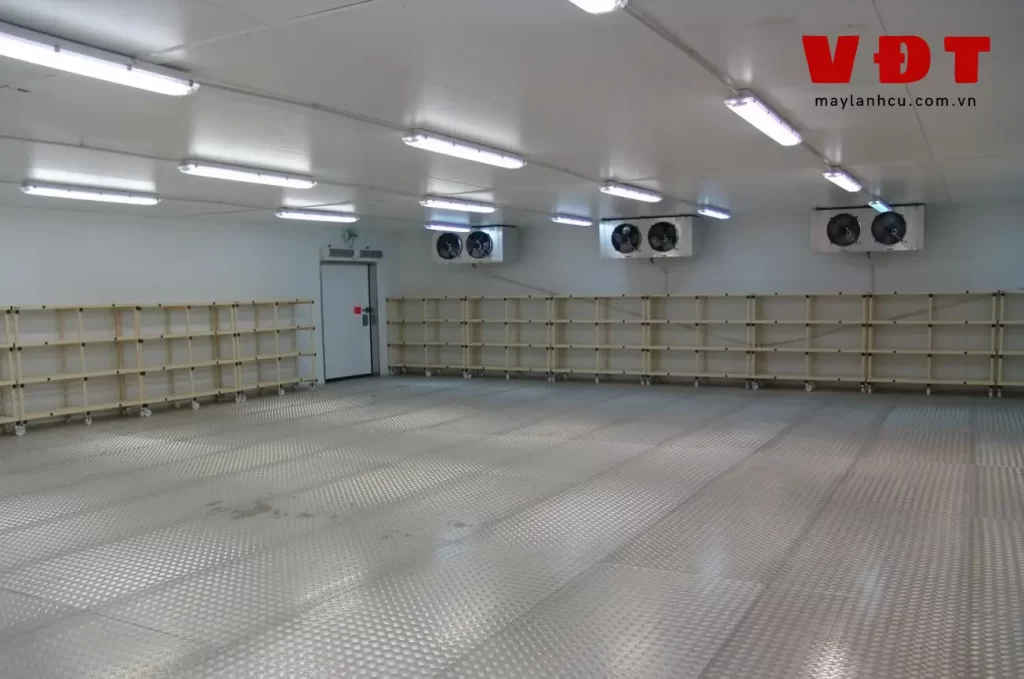 Thanh lý kho lạnh cũ bảo quản kem