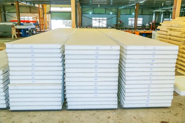 Cách Bảo Quản Thực Phẩm Khi Trời Nồm Ẩm - Nhiệt Độ Bảo Quản Hoa Tươi Quan Trọng Như Thế Nào?