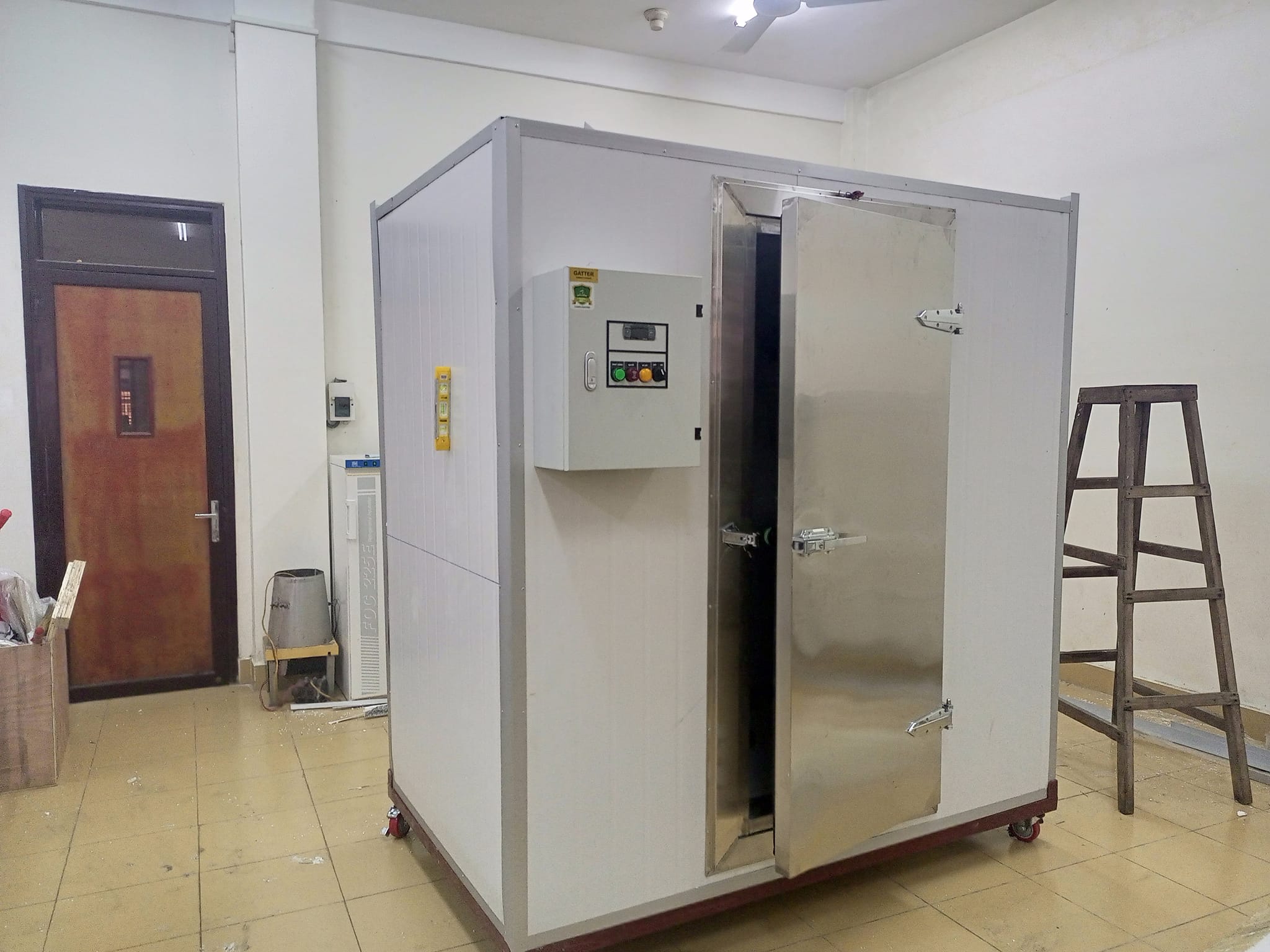 Chuyên thu mua kho lạnh cũ, thiết bị, tấm panel, vách cách nhiệt cũ giá cao