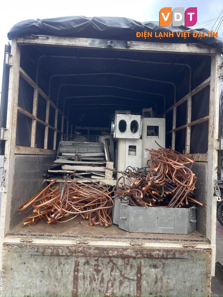 Việt Đại Tín thu mua máy lạnh tủ đứng 3HP–20HP