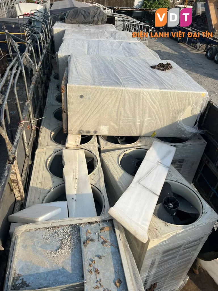 thanh lý máy lạnh tủ đứng