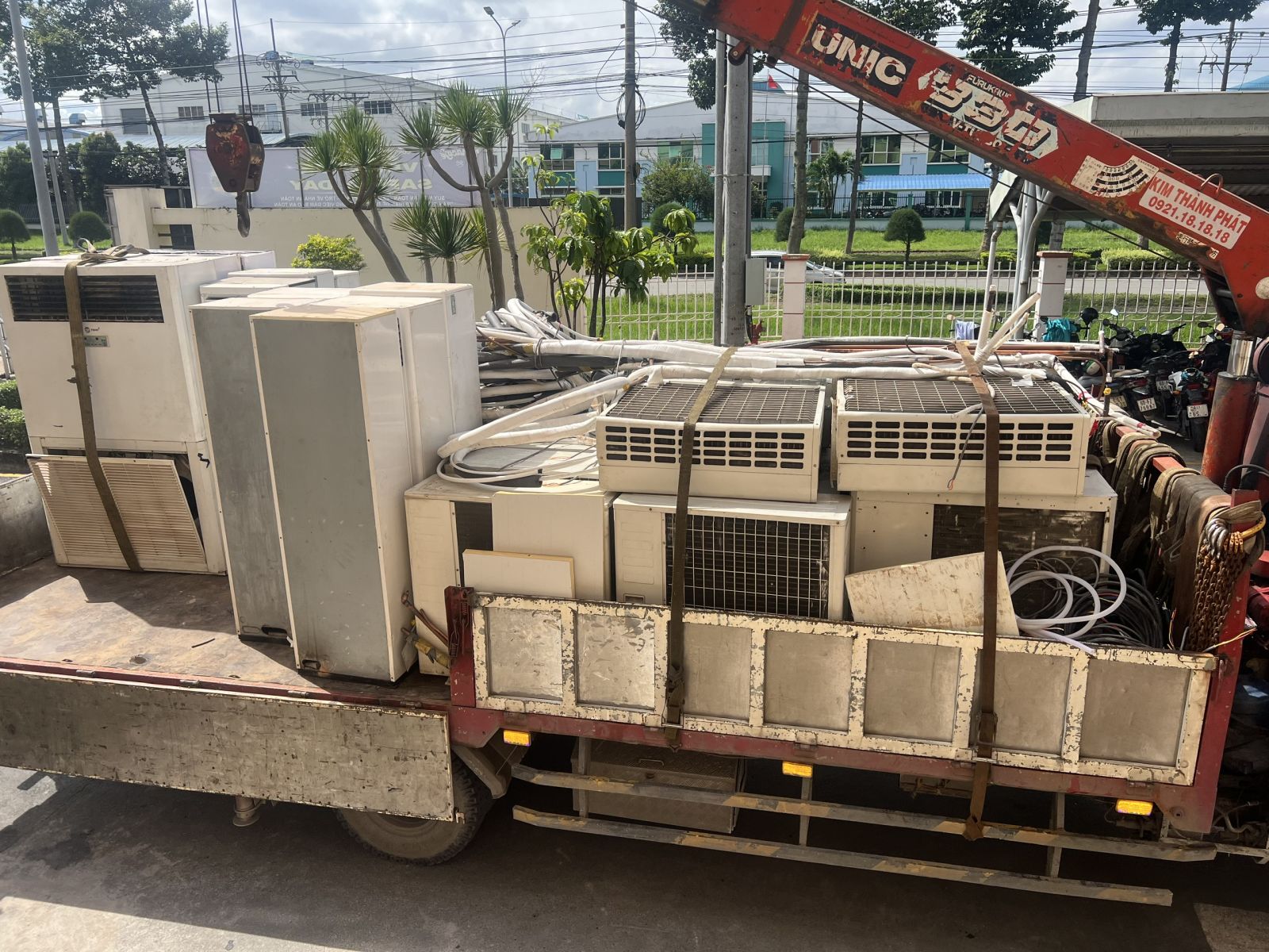 Dịch Vụ Thanh Lý Máy Lạnh Tại Dĩ An Uy Tín, Hiệu Quả