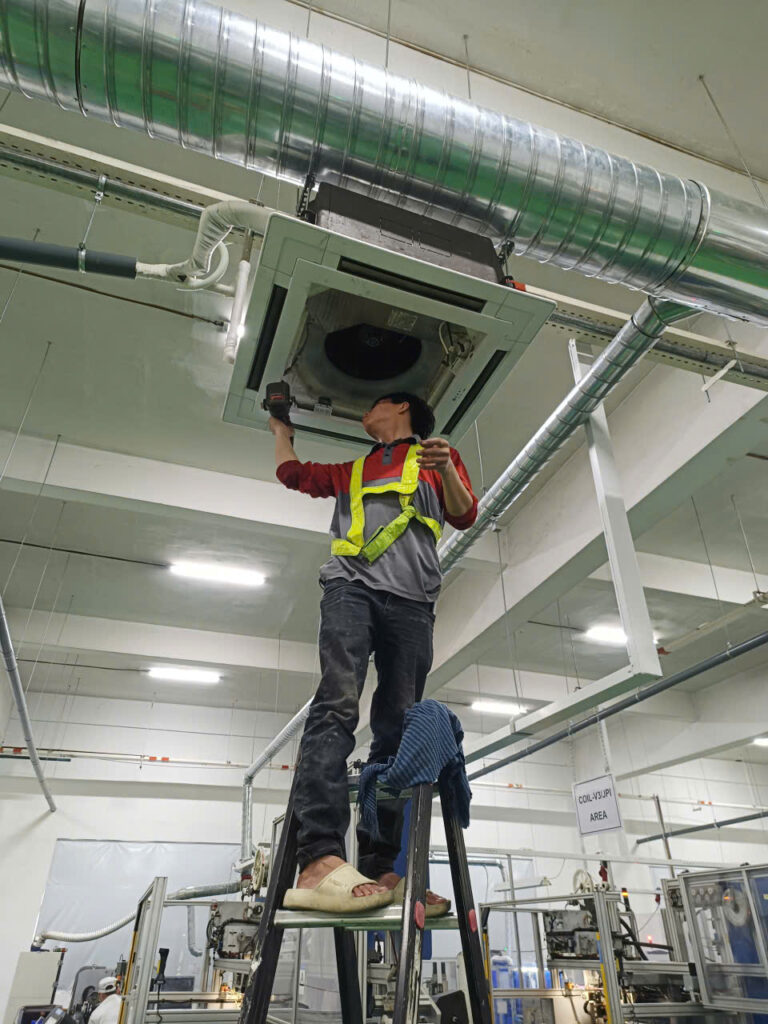 Vệ sinh máy lạnh Hiệp Bình Phước Vệ sinh máy lạnh Hiệp Bình Phước